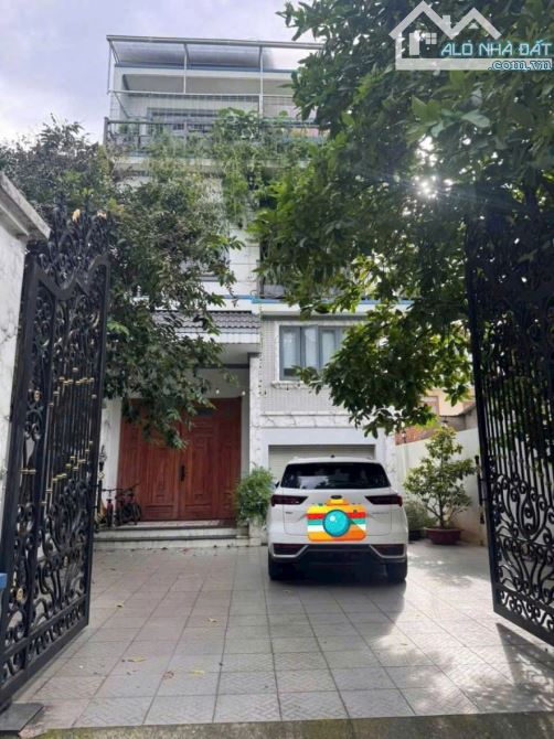 Duy nhất siêu rẻ BIỆT THỰ phường thống nhất - Diện tích: 9x18m, nở hậ