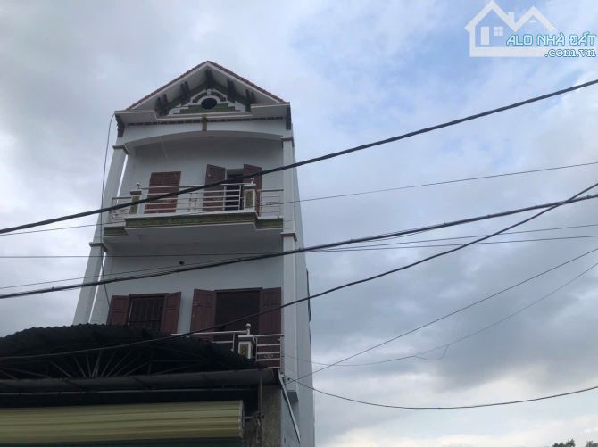 CẦN BÁN NHÀ 3 TẦNG – TỔ 9, THỊ TRẤN QUANG MINH, MÊ LINH, HÀ NỘI