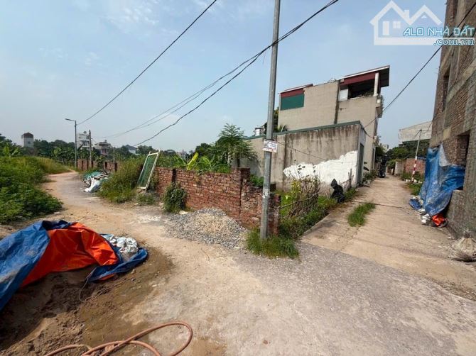 💥 BÁN GẤP 💥 BÁN ĐẤT - Ỷ LAN - GIA LÂM - Ô TÔ TRÁNH THÔNG - LÔ GÓC - 55M² 💸 5.45 TỶ  📍