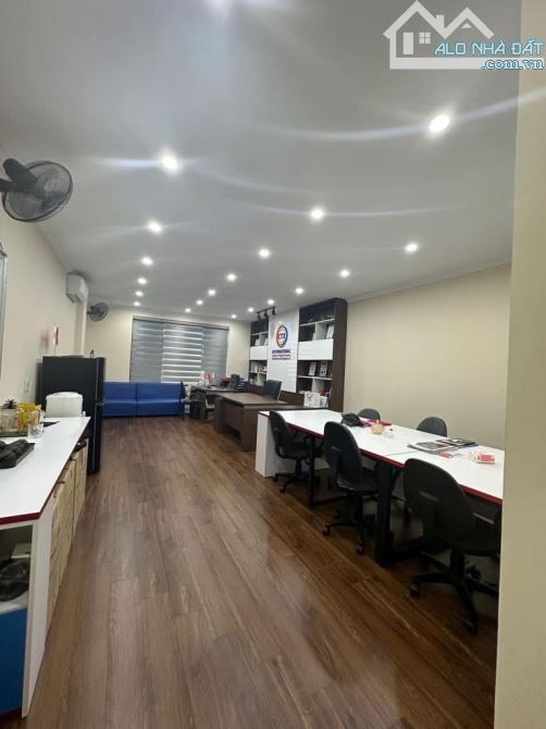 PHÂN LÔ BỘ CÔNG AN CẦU GIẤY, HIẾM NHÀ BÁN. 51/60M 7 TẦNG THANG MÁY, KINH DOANH, Ô TÔ TRÁNH