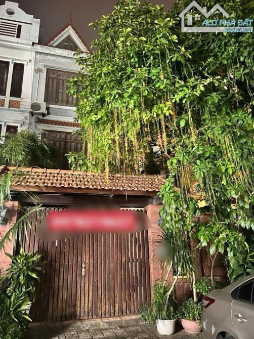 BIỆT THỰ NHÀ VƯỜN VĨNH PHÚC - BA ĐÌNH - DT 141M2 x 4T - MT 8,2M - 48 TỶ - SIÊU VIP