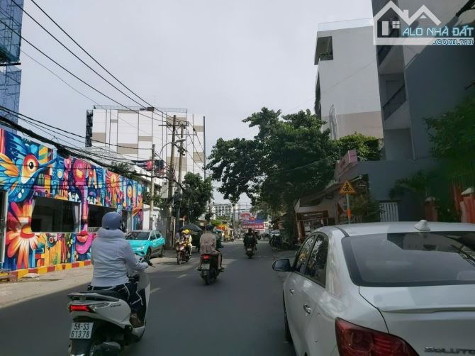 🏡 Bán nhà Gò Vấp, hẻm xe hơi  Lê Quang Định, sat Phạm Văn Đồng– Full nội thất – 42M²