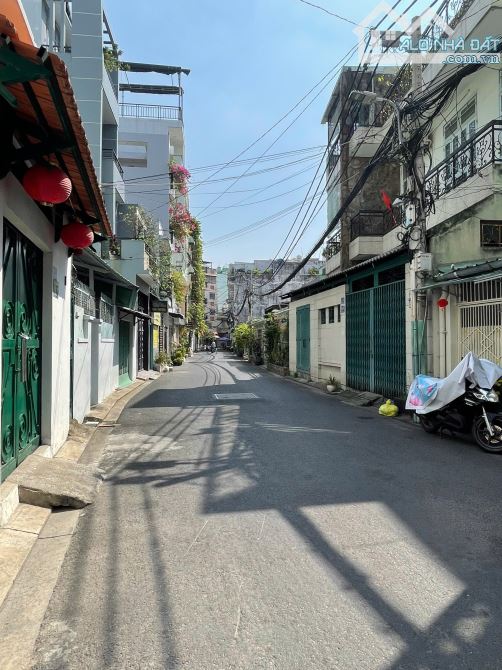 Hạ giá bán nhà ngang 7M Phan Xích Long,PN chỉ 9tỷ9
