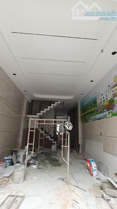 BÁN NHÀ HẺM NHÀ Ô TÔ LÊ VĂN QUỚI BÌNH TÂN, 5 TẦNG, 80M2, NHỈNH 7 TỶ TL