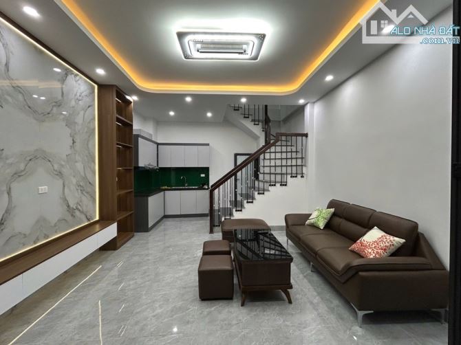 BÁN NHÀ TRẦN PHÚ - TRUNG TÂM HÀ ĐÔNG - 32M X 5 TẦNG - Ô TÔ ĐỖ - GIÁ 7 TỶ 9.