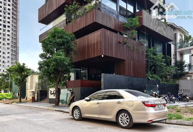 TUYỆT TÁC 8 TẦNG 230M² TẠI KĐT TECCO TỨ HIỆP - VIEW THÁP ĐÔI - khẳng định VỊ THẾ CHỦ NHÂN