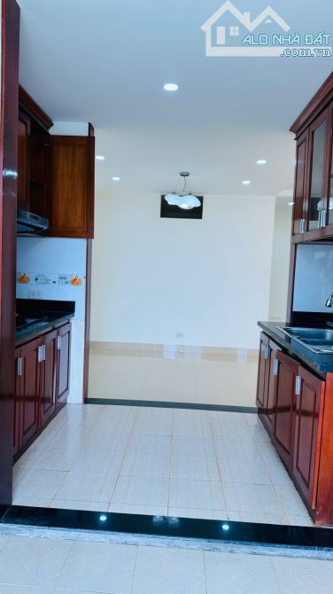 Cho thuê Chung cư EURO LAND - TSQ, 19 triệu VND, 191 m2, 4PN, 3WC, đầy đủ nội thất - 10