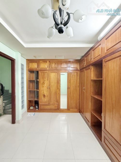 Bán biệt thự sát mặt tiền Nguyễn Đình Chiểu Q3, 144m² x 7 tầng thang máy - MT: 8m - 52 tỷ - 11