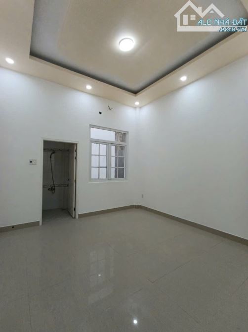 Nhà 3 tầng 4x17m khu Tên Lửa 933 Đg Tỉnh Lộ 10 giá 6.8 tỷ - 1