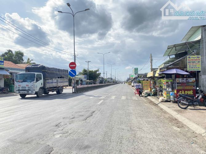 Đất bán Mặt Tiền đường Tỉnh 830, DT 351m2, tại Long Định, Cần Đước, Long An. Giá 4 Tỷ 250 - 4