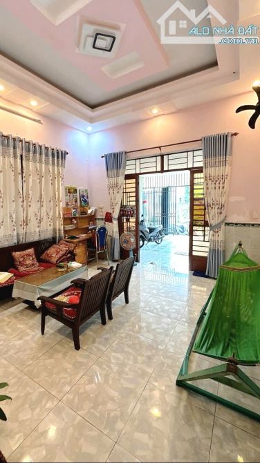 BÁN NHÀ TRẢNG DÀI, SỔ HỒNG, ĐƯỜNG RỘNG 5m, SÂN OTO GẦN NGÃ 3 5 THƯỞNG - 1
