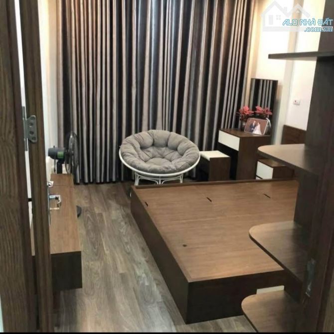 BÁN NHÀ PHỐ NGỌC LÂM – VỊ TRÍ ĐỈNH – GIÁ CỰC MỀM CHỈ 6.X TỶ   Diện tích: 46m² – 4 Phòng - 1