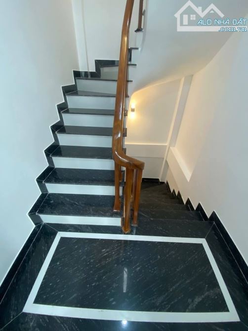 Huỳnh Cung,Phan Trọng Tuệ,36m 5 tầng ngõ thông,5.65 tỷ - 1