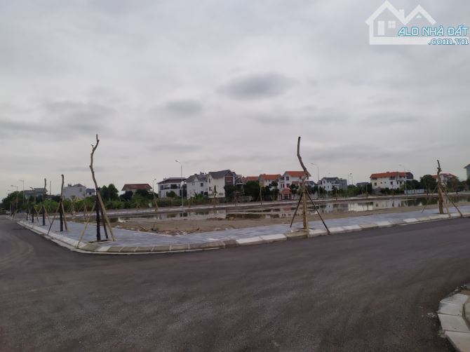 Cần bán lô đất 100m2 tại dự án Hoàng Hà Riverside - Ngay chân Cầu Rào 2 đi vào chỉ 500m - 1