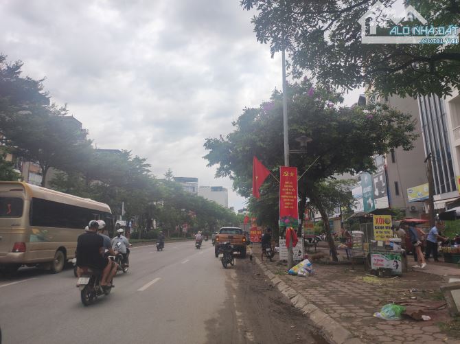 Hiếm! Mặt phố Lê Trọng Tấn, Hà Đông, DT 50m2, MT 4m, vỉa hè rộng, kinh doanh, giá 16.4 tỷ - 1