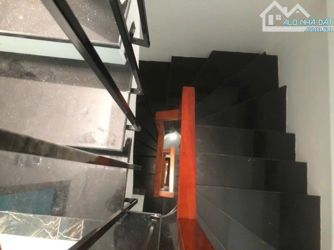 NHÀ ĐẸP,XÂY MỚI VĂN HƯƠNG TÔN ĐỨC THẮNG- 5TẦNG -DT 33M2 -MT 4.2m giá chỉ, 7.5 TỶ - 1