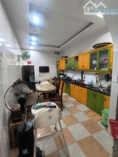Bán nhà Kim Giang, Ngõ nông gần phố, 38m2, 5 tầng, 8,x tỷ - 1