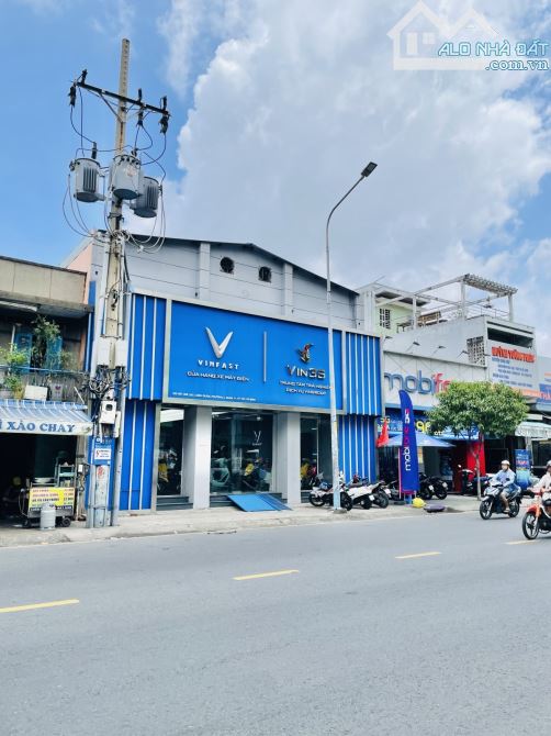 MẶT TIỀN KINH DOANH LẠC LONG QUÂN QUẬN 11, NGANG 10.5 CHO VINFAST THUÊ CẦN BÁN GẤP - 1