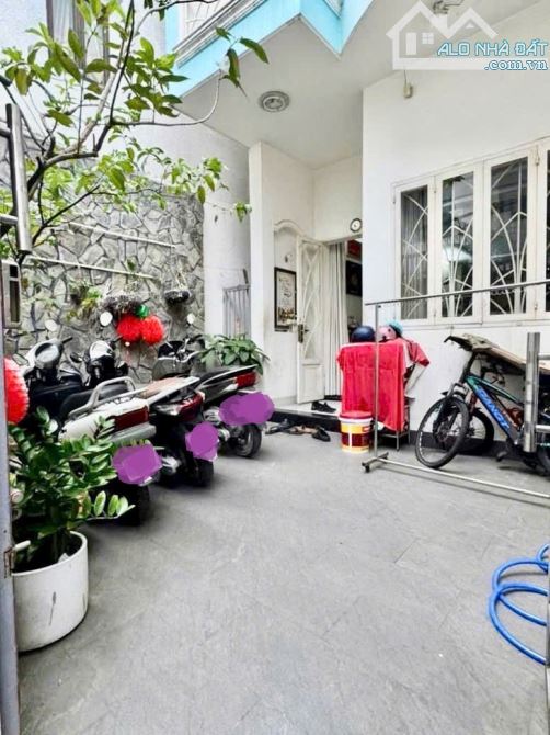 𝐏𝐇𝐔́ 𝐍𝐇𝐔𝐀̣̂𝐍 - HẺM XE HƠI - P5 - 80M² - 3 TẦNG BTCT - 4PN 3WC - (4.2m x 17.5m) - 1