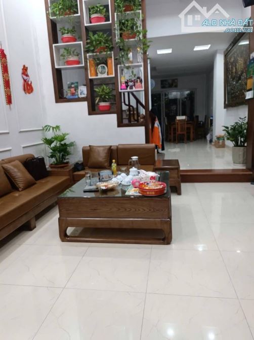 YÊN HOÀ -75M x 5 TẦNG - MT 4.6M - 15.6 TỶ -GẦN PHỐ - 2 MẶT THOÁNG - TRUNG TÂM CẦU GIẤY - 1