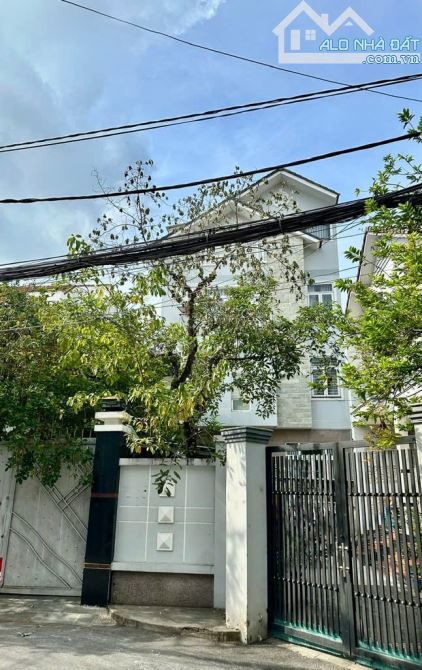Biệt thự 4 tầng, MT đường số Thảo Điền 220m2 – Giá 39,9 tỷ. - 1