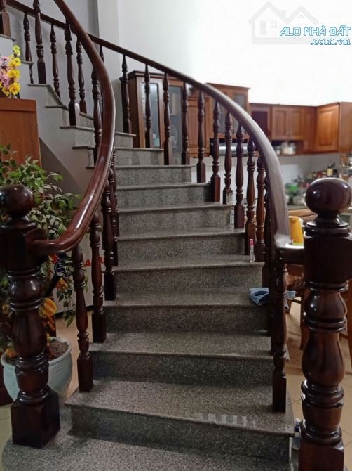 Nhà Đẹp Gần Chợ Hạnh Thông Tây 2 Lầu Hẻm 7m DIện Tích 68m2 - Giá Chỉ 7.2 Tỷ TL - 1