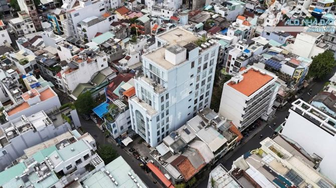 BÁN ĐẤT TẶNG TOÀ NHÀ HẦM + 10 TẦNG DÒNG TIỀN 12 TỶ/NĂM GIÁ CHỈ 210 TỶ - 1