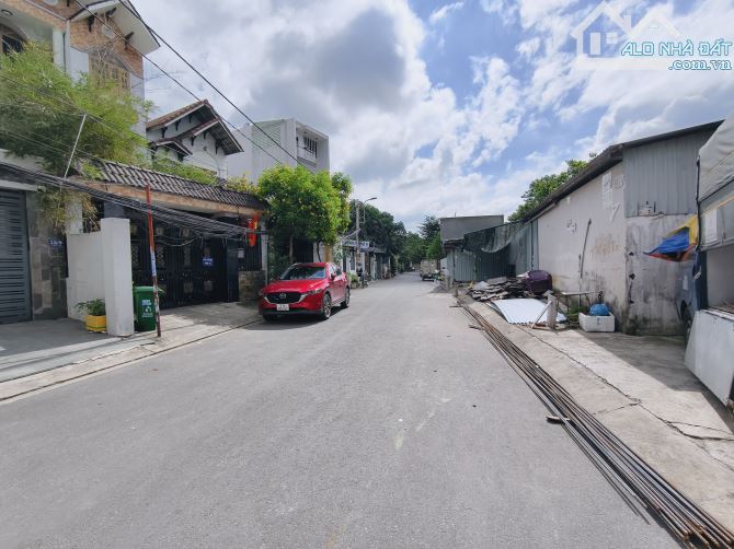 Dãy trọ Trương Văn Thành Hiệp Phú - 100m2 (4x22m) - Đường 8m ô tô quay đầu. - 1