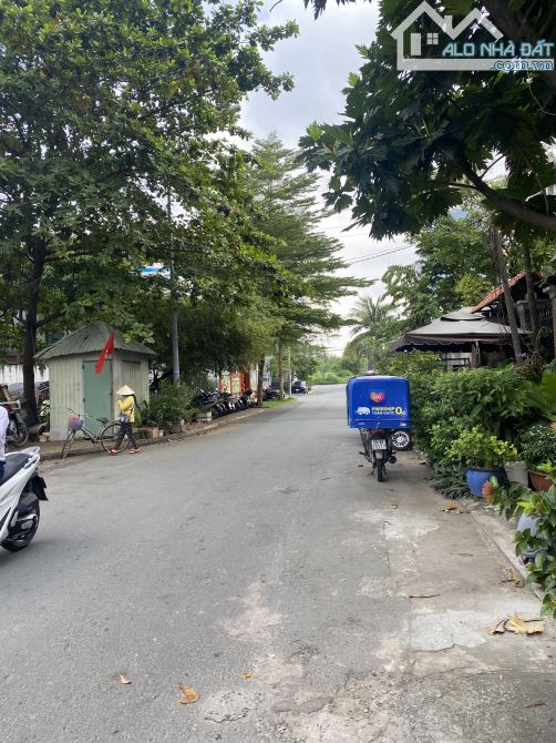 Bán nhà biệt thự căn góc mặt đường Bát Nàn Quận 2 cũ dự án Thế kỷ 21 (199.2m2) 48 tỷ - 1