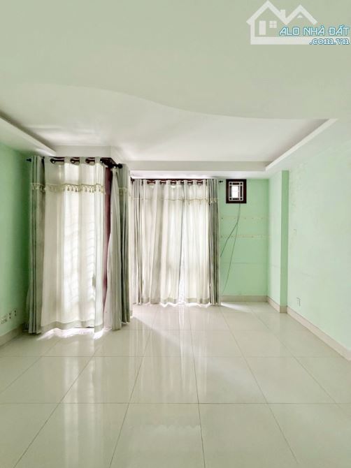 Bán biệt thự sát mặt tiền Nguyễn Đình Chiểu Q3, 144m² x 7 tầng thang máy - MT: 8m - 52 tỷ - 12