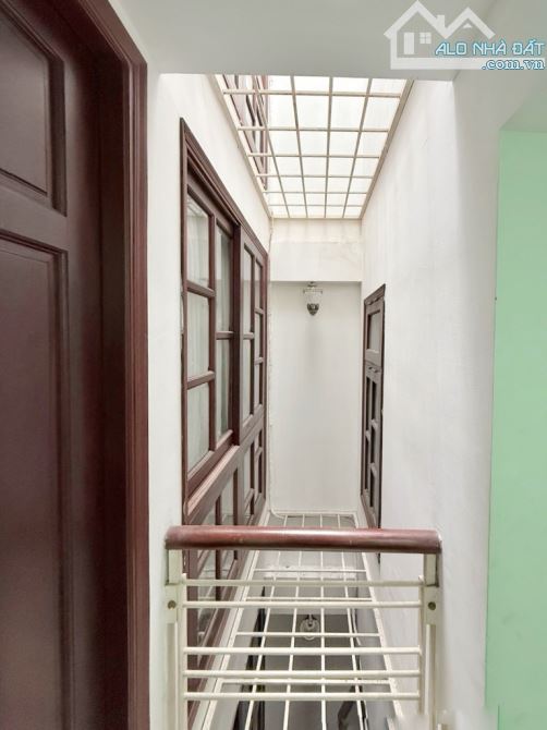 Bán biệt thự sát mặt tiền Nguyễn Đình Chiểu Q3, 144m² x 7 tầng thang máy - MT: 8m - 52 tỷ - 13