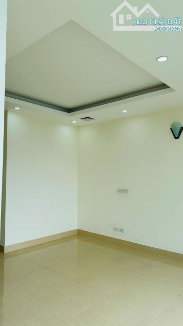 Cho thuê Chung cư EURO LAND - TSQ, 19 triệu VND, 191 m2, 4PN, 3WC, đầy đủ nội thất - 18