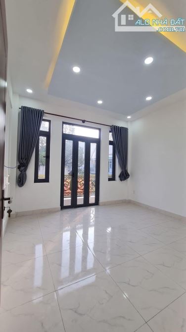 HẺM ÔTÔ – NHÀ 70M2 VUÔNG VỨC – NGUYỄN CÔNG HOAN ,PHÚ NHUẬN – NGAY PHAN XÍCH LONG – NH - 2