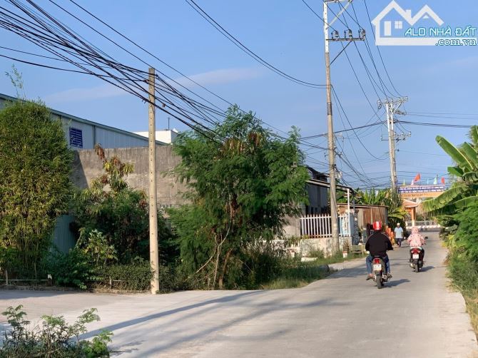 Đất NN 2.000m2, đường ĐT 830, ngay UBND xã Long Định, huyện Cần Đước, LA - 2