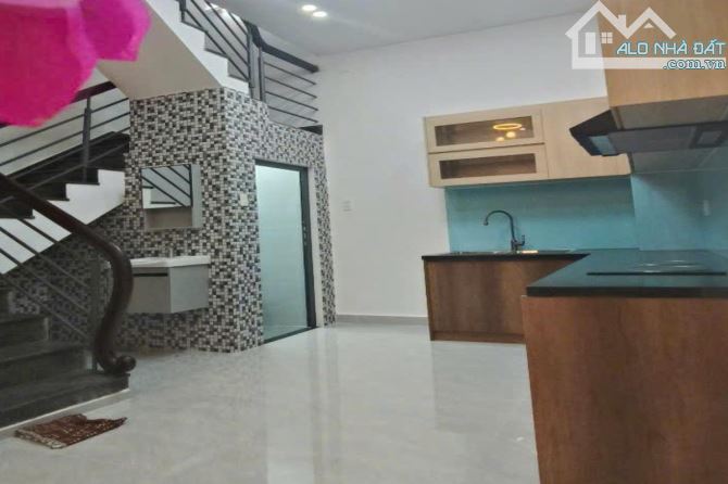 Bán nhà hẻm xe hơi, Phan Huy Ích, Gò Vấp, 40.5 m² (4.5m x 9m), nhà đẹp - Giá 5.95 tỷ TL - 2