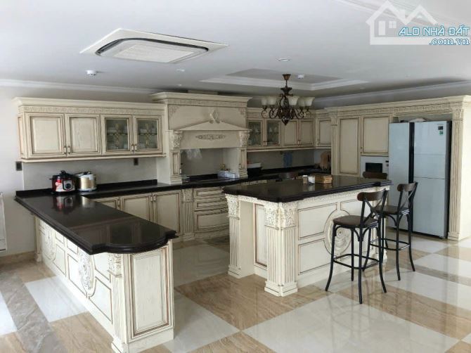 Tòa nhà văn phòng Sư Vạn Hạnh P.12 Q.10 , DT: 10,5x21m , Hầm 7 tầng , Giá chi 68 tỷ TL - 2