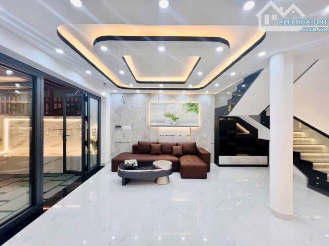 Biệt thự sân vườn, hẻm nhựa 8m, full nội thất cao cấp. 140m2, ngang 5.5m. Giá 8,6 tỷ - 2