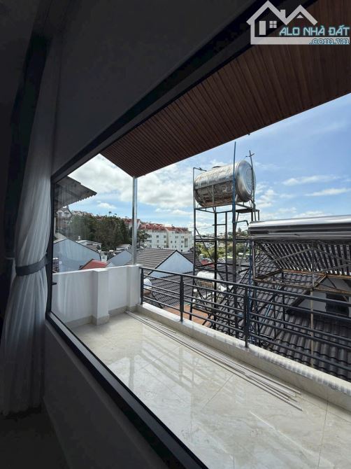 Nhà 4 Tầng Hai Mặt Tiền 101m2 6 Căn Hộ Kinh Doanh Nguồn Thu Đều Đặn 50tr/tháng - 2