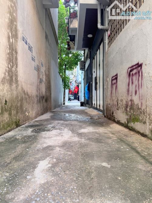 Bán đất Nguyễn Văn Cừ PHÂN LÔ - NGÕ THÔNG 50m2, MT5m giá 10.6 tỷ. - 2