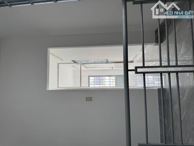 Bán nhà gần Gò Dầu, Tân Phú, 70m2, ngang lớn 6,4m, 2 tầng, giá 5,98 tỷ - 2