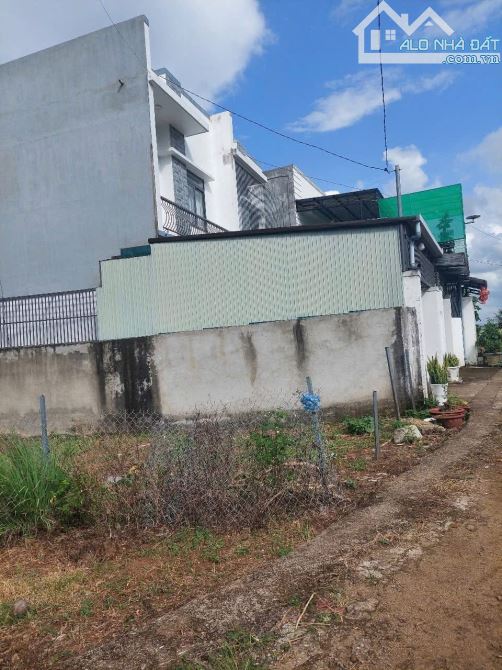 Đất đẹp nở hậu full thổ cư cách Bến xe Phía Nam chỉ 700m. - 2