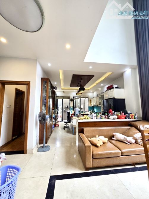SIÊU PHẨM MẶT TIỀN ĐƯỜNG 16M – NGAY ĐỖ XUÂN HỢP – 3 TẦNG 8PN – DIỆN TÍCH KHỦNG 172M2 - 2X - 2