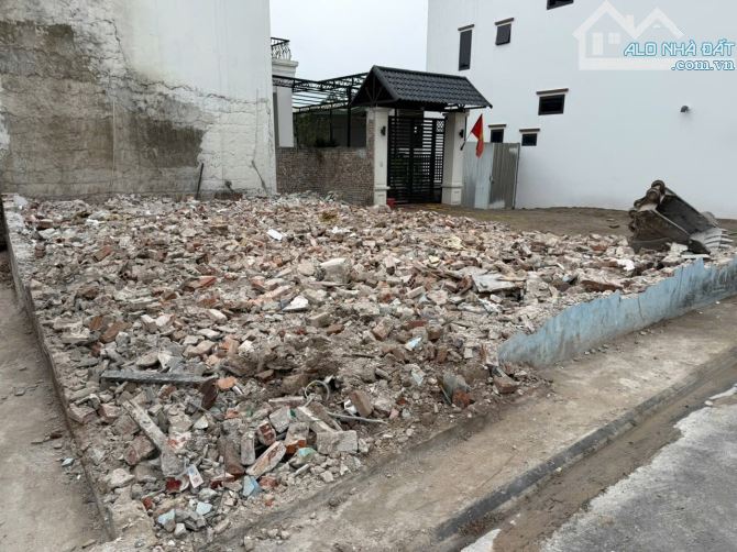 🔥 CHÍNH CHỦ BÁN LÔ GÓC SIÊU ĐẸP - 121M² TẠI LỘC HÀ, MAI LÂM - MẶT TIỀN RỘNG, VỊ TRÍ ĐẮC Đ - 2