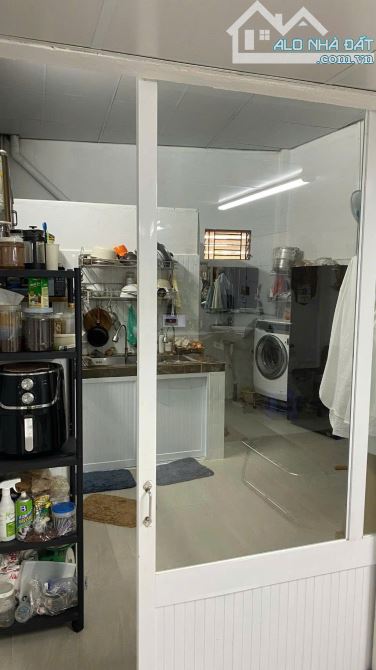 Hiếm! Nhà MT đường nhựa nhánh Trường Chinh - chủ ở lâu đời - 2