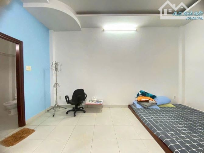 CHDV 4 TẦNG 7 PHÒNG THU NHẬP ỔN ĐỊNH - HXH 6m GẦN CITY LAND - 9 TỶ TL - 2