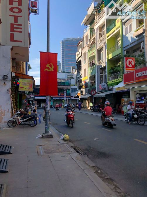 Sản phẩm siêu tốt mặt tiền Đỗ Quang Đẩu , Q.1 , 8x18m nở hậu , 5 tầng , giá chỉ 89 tỷ - 2