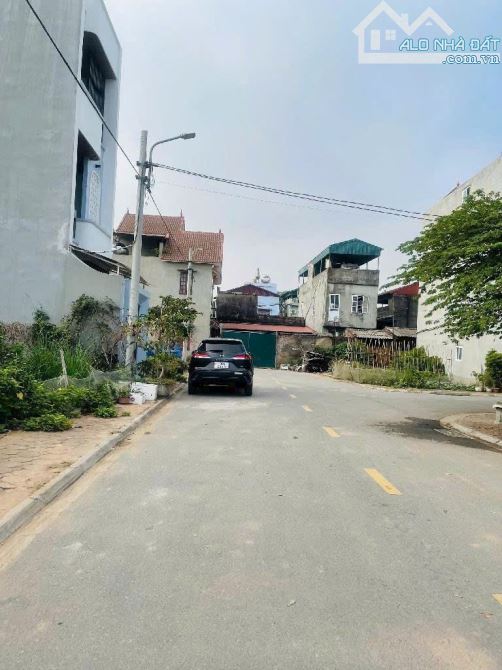 💥 GIẢM CHÀO 200TR 💥 BÁN ĐẤT Ỷ LAN - GIA LÂM - LÔ GÓC - ĐẤU GIÁ VỈA HÈ - 95M² 💸 8.9 TỶ - 2