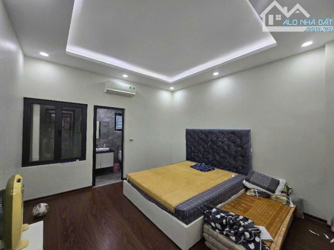 Ngọc Thụy Long Biên – Nhà 4 tầng, 45m² – Mặt ngõ to, ô tô đỗ cửa – Giá chỉ 10.8 tỷ - 2