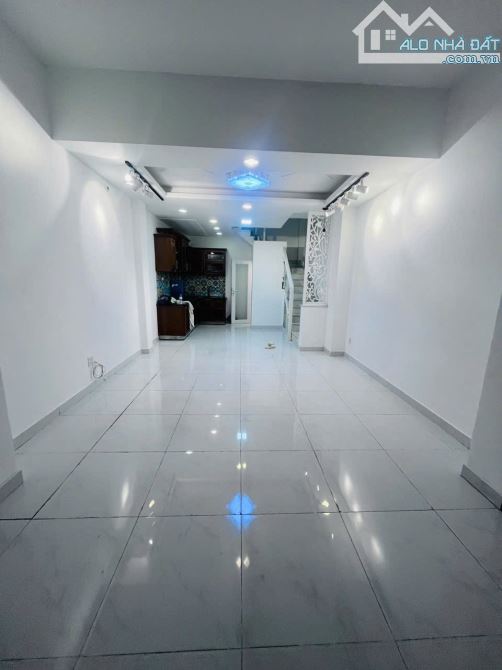 Hạ Giá Bán Gấp Nhà Mơi Cần Bán Xe Hơi Trong Nhà - DTCN 38m2 - 5 PN - 2