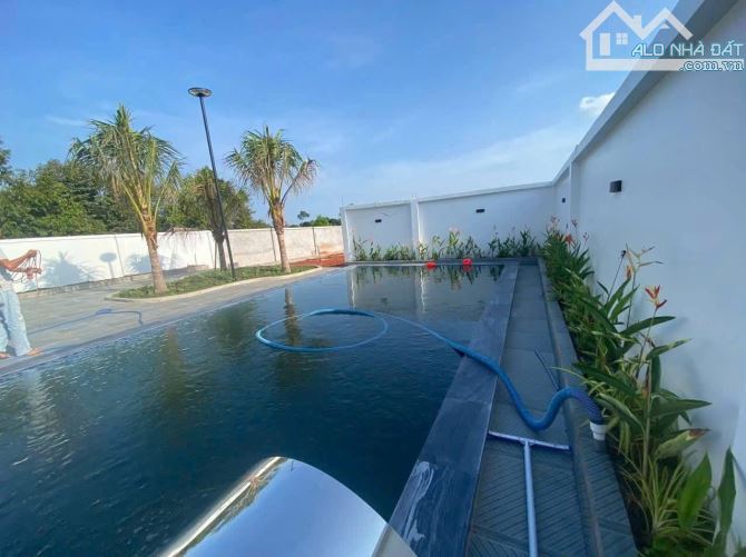 BIỆT THỰ VƯỜN LONG PHƯỚC - TP BÀ RỊA ; SẴN VILLA HỒ BƠI SIÊU ĐẸP 🌈🌈🌈DT 810M2 - 2